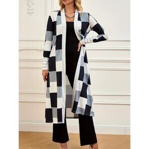 Color Block Splicing Long Sleeved cardigan black and white size XL